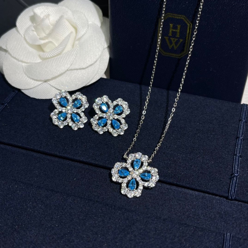 HARRY WINSTON